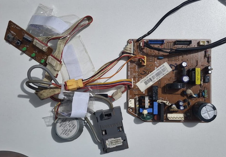 Kit Placa Principal da Evaporadora Samsung Completa 18.000 a 24.000 Btus (Recondicionada)